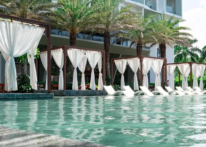 Le Palmier Ho Tram Resort - Beachfront With Private Beach